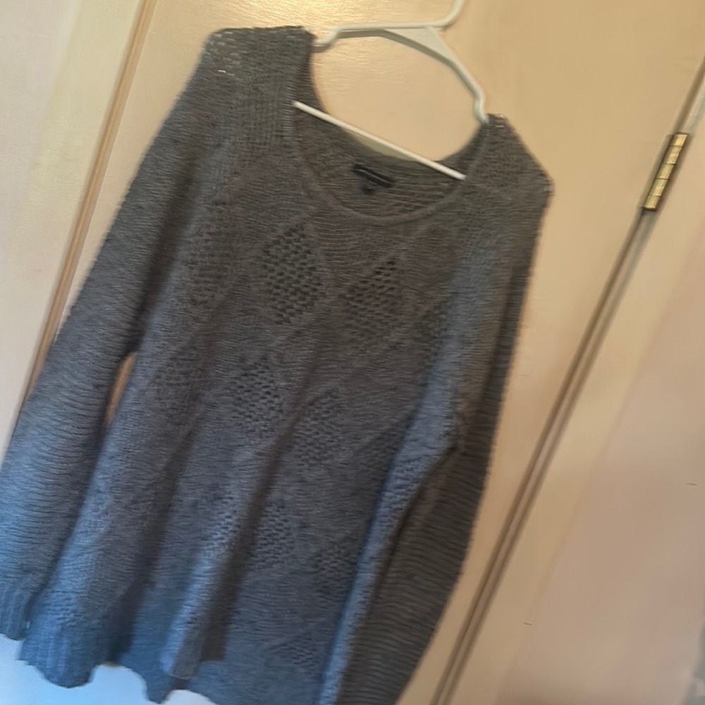 American eagle sweater